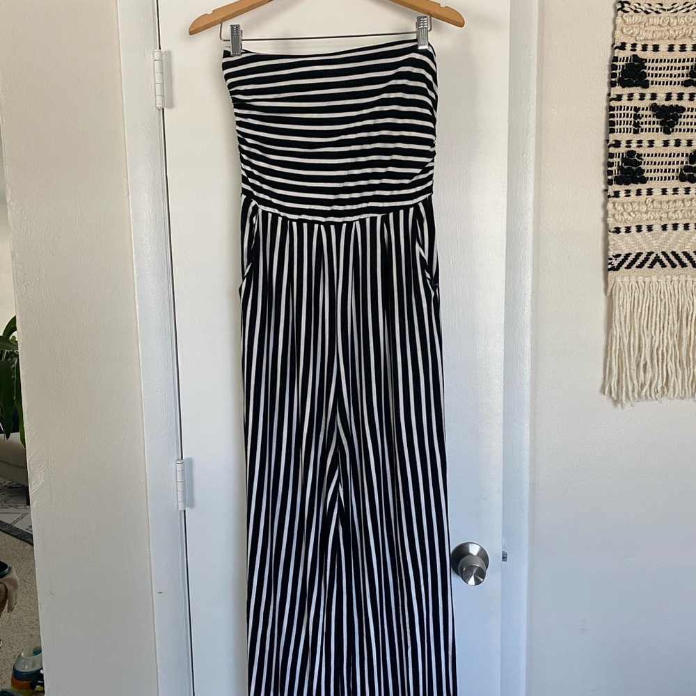 Heart & Hips Black & White Stripe Strapless Romper